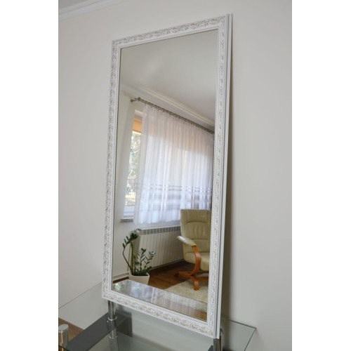 Zrcadlo v ozdobném rámu -... 2