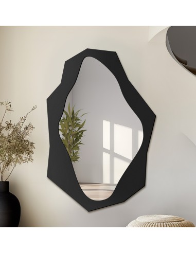 Dekorativní zrcadlo v ostrém...