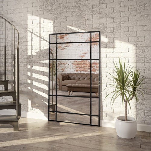 Půdní zrcadlo se šambránami...