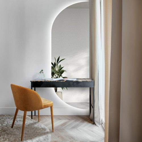 Zrcadlo nepravidelného...