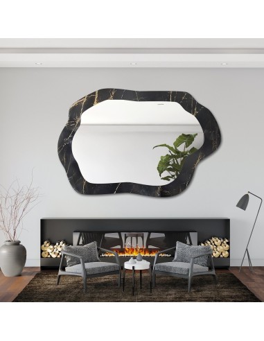Nepravidelné zrcadlo na černo-zlatém...
