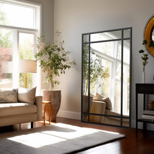 Půdní zrcadlo se šambránami...