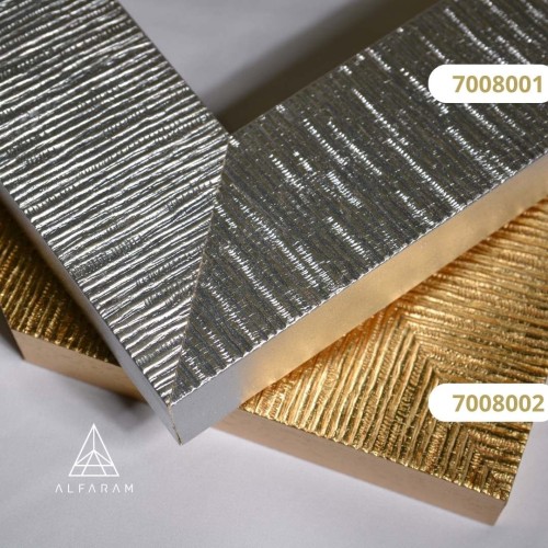 Zrcadlo v dřevěném rámu –... 2