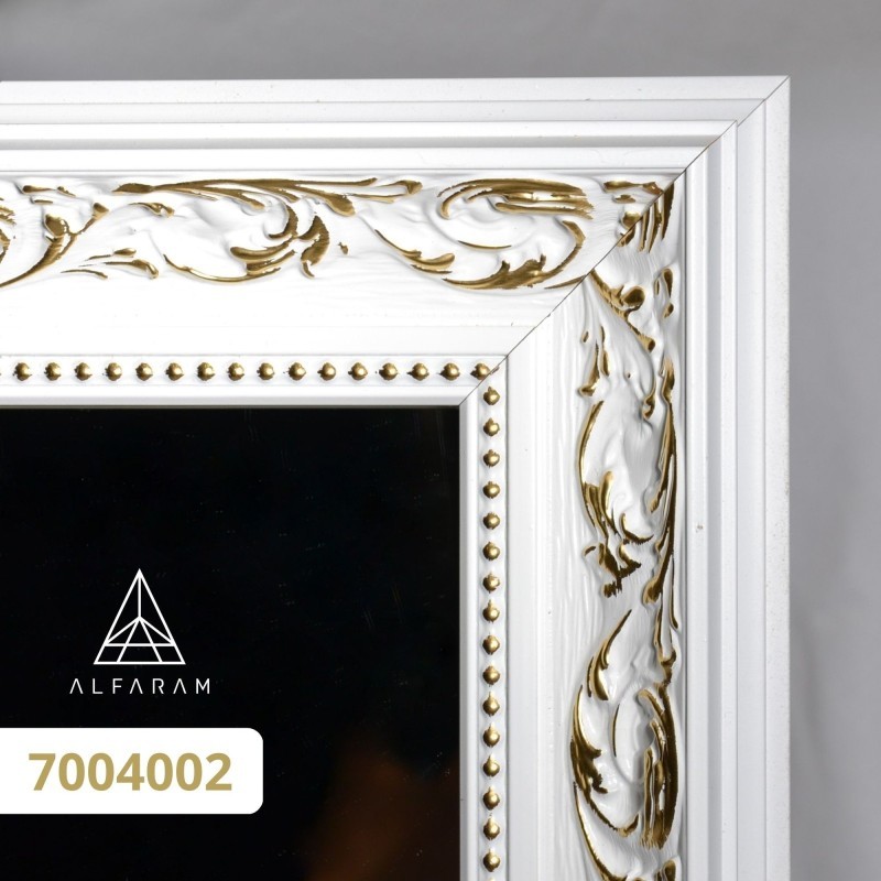 Zrcadlo v ozdobném rámu - 7004002