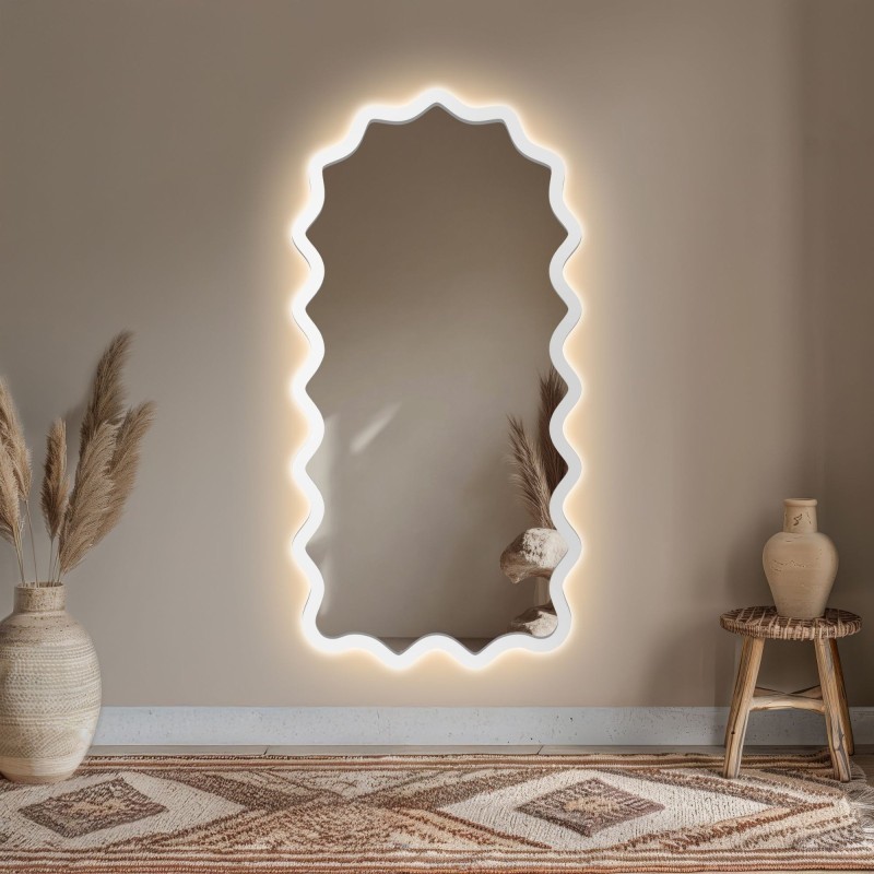 Polovalcové zrcadlo ve vlnitém rámu z MDF s podsvícením – AQUARELLE SONA LED