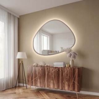 Zrcadlo s organickým tvarem v kašmírovém rámu z MDF s podsvícením – MARIS SAND LED V RÁMU