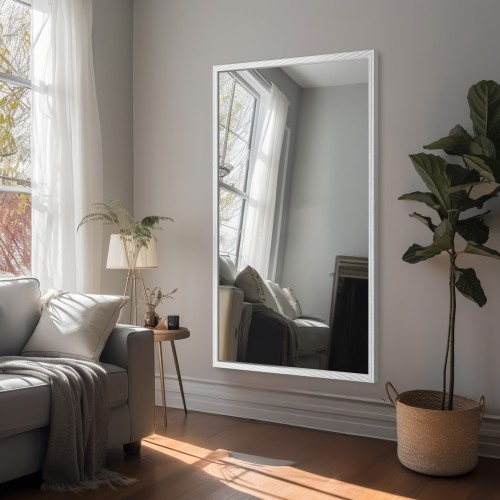 Zrcadlo v dřevěném rámu –...