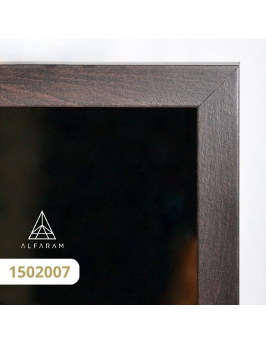 Zrcadlo v jednoduchém elegantním rámu... Zrcadlo v jednoduchém elegantním rámu...