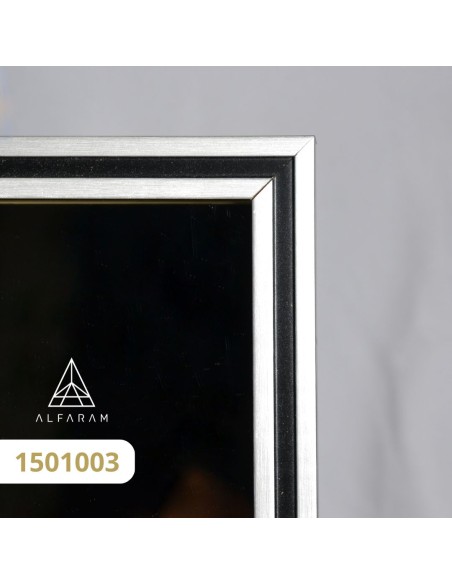 Zrcadlo v jemném ozdobném dřevěném rámu 1501 - barva rámu podle vašeho výběru