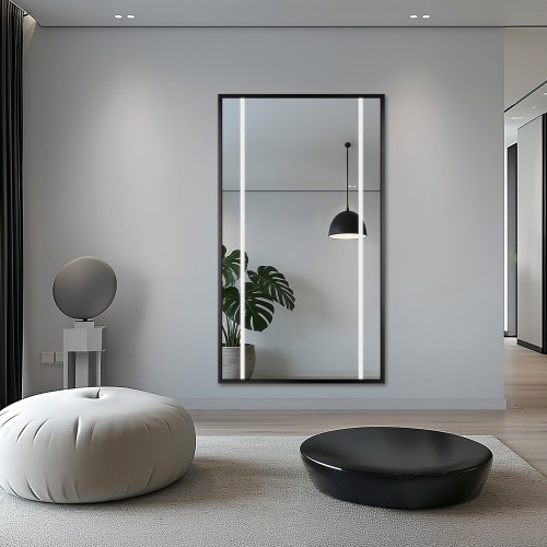 Zrcadlo v černém rámu s...