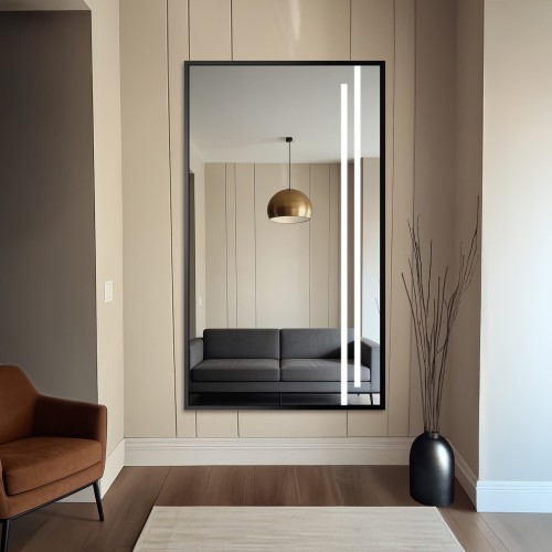 Zrcadlo v černém rámu s...