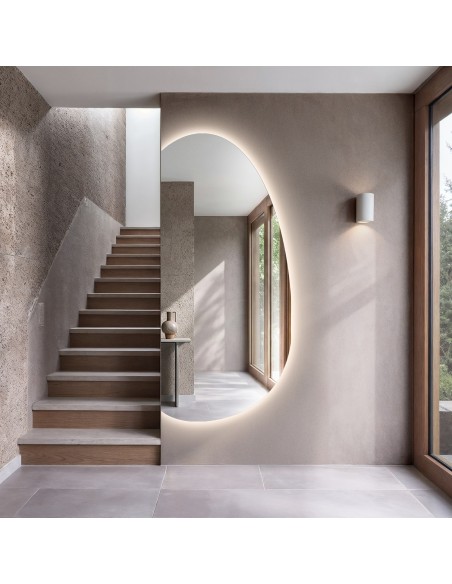 Organicky tvarované zrcadlo s osvětlením – TURMALIN LED