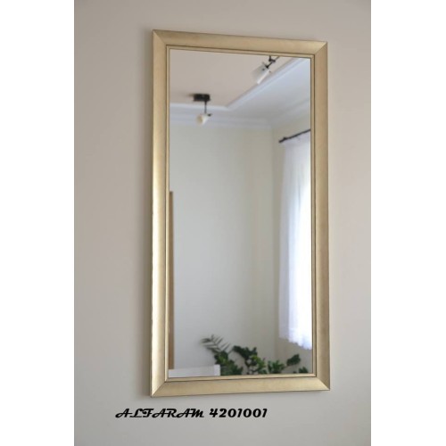 Zrcadlo v elegantním...