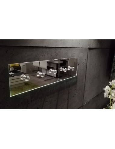 Zrcadlový nástěnný věšák na oblečení...