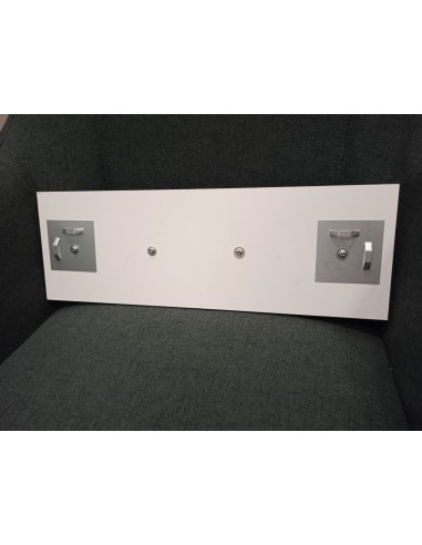 Zrcadlový nástěnný věšák na oblečení...