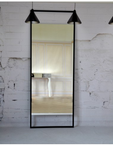 Zrcadlo v černém rámu s volnými místy shora dolů - ERATO - barva rámu dle vašeho výběru