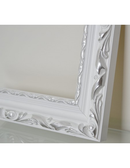 Zrcadlo v bílém ozdobném dřevěném rámu - 5004001