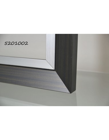 Zrcadlo v elegantním bronzovém a...