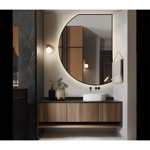 Zrcadlo nepravidelného...