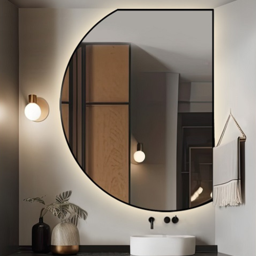 Zrcadlo nepravidelného... 2