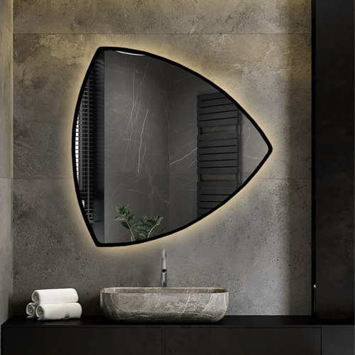 Trojúhelníkové koupelnové...