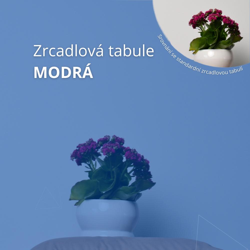 Modrá zrcadlová plocha
