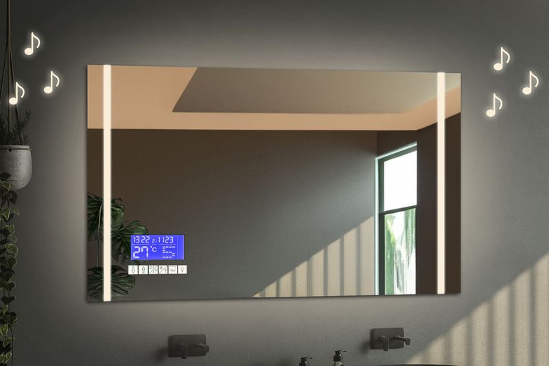 Dotykový panel s rádiem a Bluetooth
