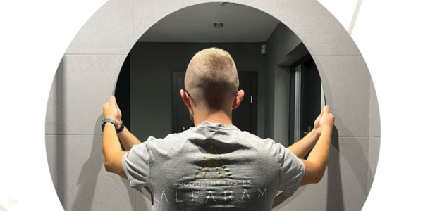 Jak připojit LED zrcadlo svépomocí?
